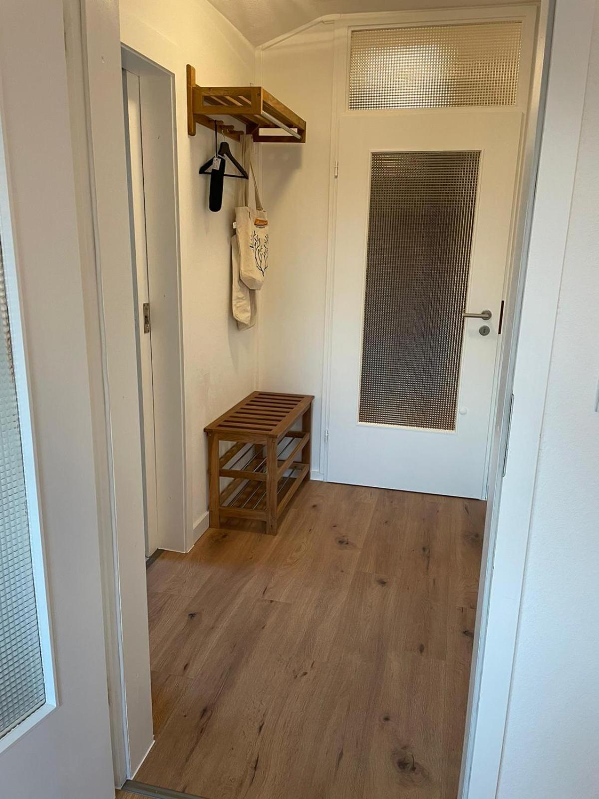 --Renoviert-- Ruhige 1-Zimmer Einliegerwohnung Mit Kueche Und Bad In Grossburgwedel Exteriör bild